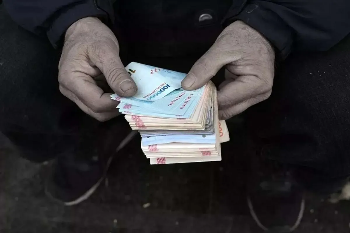 حذف صفر از پول ملی رسما کلید خورد‌