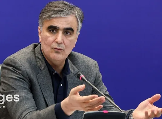 فرزین: مجوز فروش ارز در تالار دوم برای سرمایه&zwnj;گذاری&zwnj;های جدید/ رشد اقتصادی مثبت شد