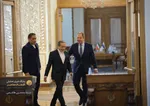 سرگئی لاوروف، وزیر امور خارجه روسیه، امروز سه‌شنبه ۷ اسفند ۱۴۰۳ در جریان سفر خود به ایران با سید عباس عراقچی، وزیر امور خارجه جمهوری اسلامی ایران ملاقات و گفت‌وگو کرد.
