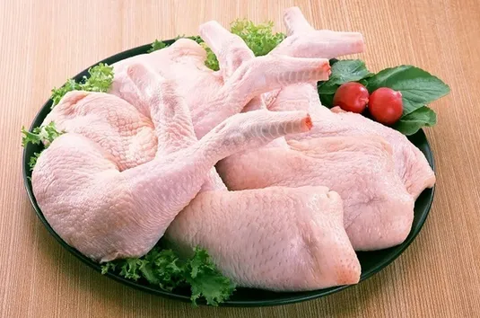 قیمت گوشت مرغ کاهش می&zwnj;یابد