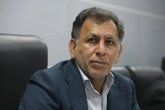 تعرفه&zwnj;های برق و گاز باید با کمترین آسیب به صنعت مدیریت شود