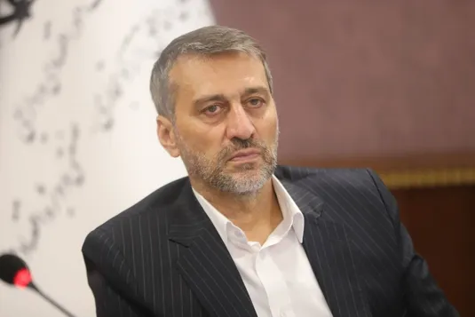 ظرفیت مناطق آزاد برای واردات کالا و کاهش قاچاق به کار گرفته شود