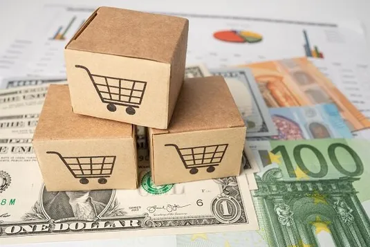 افزایش ۳۰ درصدی عرضه و معاملات ارز در بازار ارز تجاری