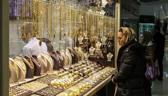 بازار طلای داخلی از تلاطم جهانی دور ماند