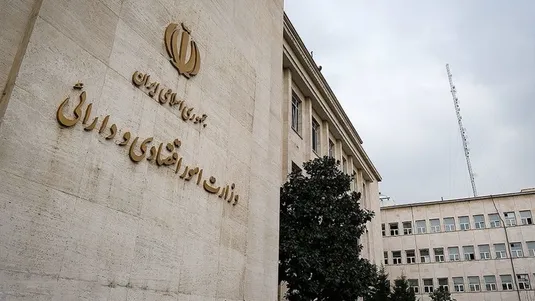 انتظار تجلی دانش مدنی&zwnj;زاده در عرصه اجرا/ تحقق رشد اقتصادی ۸ درصدی اولویت باشد