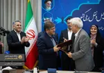 امروز ۳۱ فروردین ۱۴۰۴ در سال «سرمایه گذاری برای تولید»، در مراسمی با حضور وزیر راه و شهرسازی، مدیرعامل شرکت راه‌آهن، مدیرعامل شرکت بهینه‌سازی مصرف سوخت و رئیس کمیسیون عمران مجلس، دو تفاهمنامه سرمایه گذاری به میزان ۶۴ هزار میلیارد تومان از سوی مدیرعامل راه‌آهن با شرکت قطار‌های آوان ریل (منتسب به بابک زنجانی) و کشت و صنعت پارس افق هشتگرد به امضا رسید.