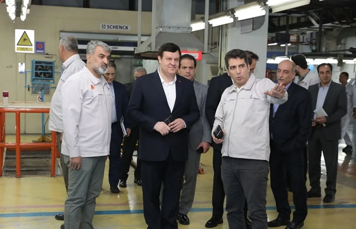 اعلام آمادگی بانک ملت برای حمایت مالی و سرمایه‌گذاری در طرح‌های توسعه‌ای پارس‌خودرو