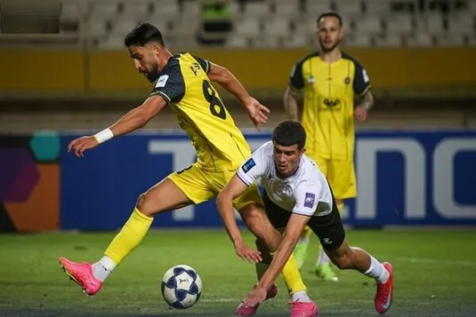 سپاهان از باخت خانگی گریخت