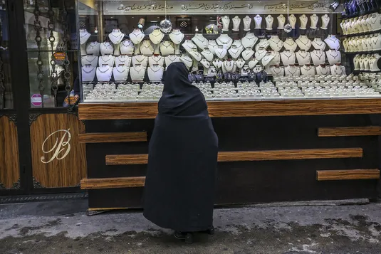 خرید و فروش مصنوعات طلای بدون کد شناسایی ممنوع است