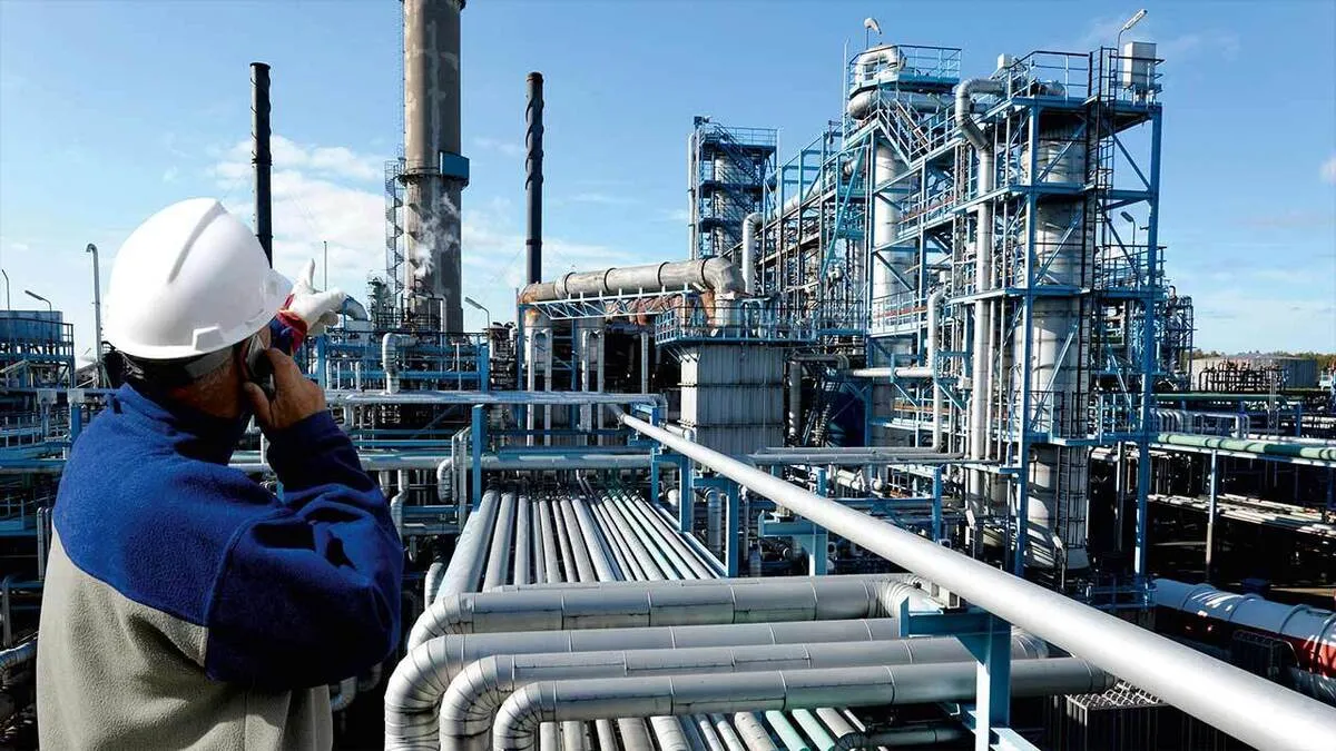 ۱۰ درصد سهام نفت خلیج فارس وارد بورس می‌شود