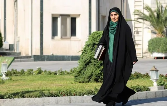 صادق: باید آماده ورود به دنیای هوش مصنوعی و خودروهای هوشمند باشیم