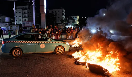 دمشق گرفتار در آتش بنزین؛ از سرقت نفت&zwnj; سوریه توسط آمریکایی&zwnj;ها تا پالایشگاه&zwnj;های نیمه&zwnj;تعطیل