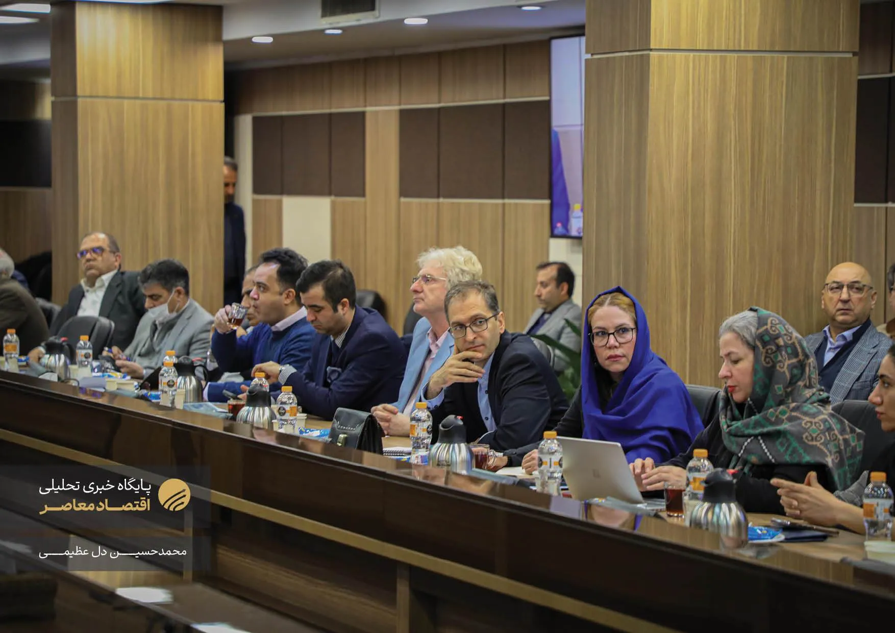 در همایش «نقش داوری و مرکز داوری اتاق ایران در حل و فصل اختلافات تجاری»، بر تسهیل فرآیند داوری، سرعت در حل اختلافات و محرمانه بودن اطلاعات تاکید شد. همچنین، از گسترش دفاتر داوری در استان‌ها و برگزاری دوره‌های آموزشی برای ارتقا سطح داوری میان فعالان اقتصادی خبر داده شد.
