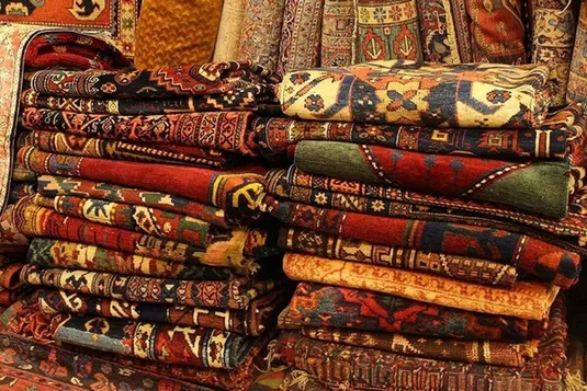 سقوط ۹۰ درصدی صادرات فرش؛ سیاست&zwnj;های ارزی و گمرکی باید اصلاح شود
