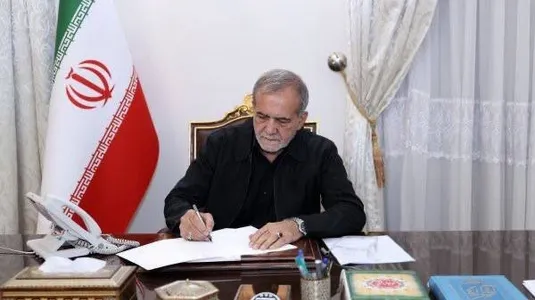 پزشکیان: دست&zwnj;مان روی ماشه است | خواهران و برادران لبنانی را تنها نمی&zwnj;گذاریم