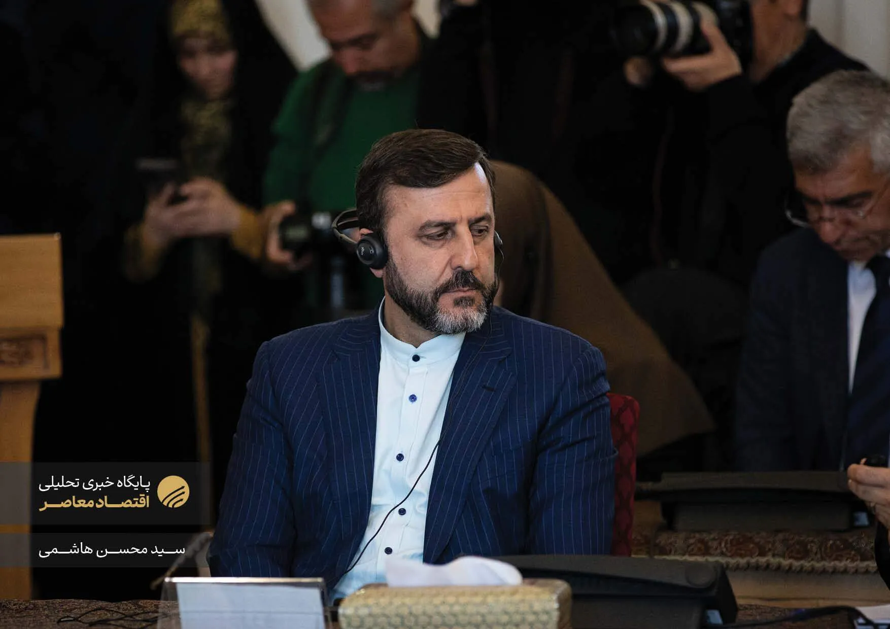 سرگئی لاوروف، وزیر امور خارجه روسیه، امروز سه‌شنبه ۷ اسفند ۱۴۰۳ در جریان سفر خود به ایران با سید عباس عراقچی، وزیر امور خارجه جمهوری اسلامی ایران ملاقات و گفت‌وگو کرد.