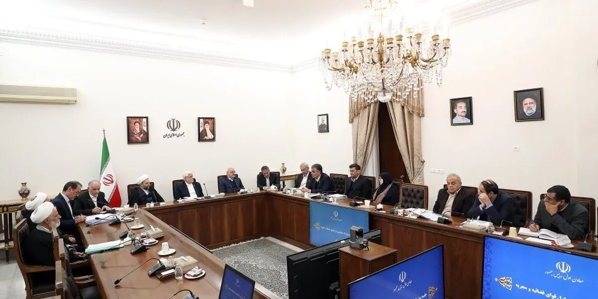 عارف: اقتصاد دیجیتال ضرورتی انکار ناپذیر است