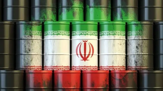 تولید روزانه نفت ایران ۱۹۰ هزار بشکه افزایش یافت