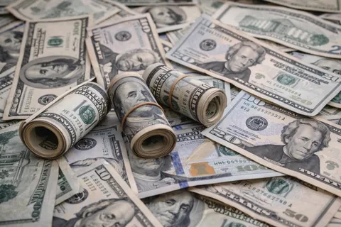 پیش بینی قیمت دلار پنجشنبه ۲۳ مهر ۱۴۰۵
