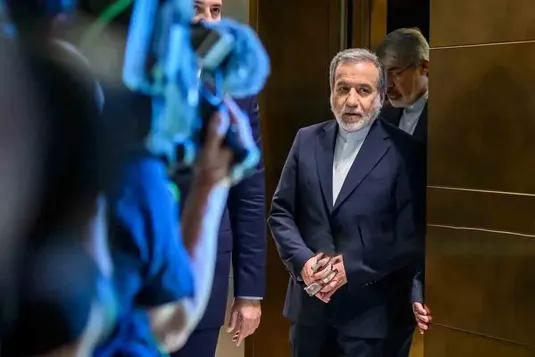 دعوت رسمی پاکستان از عراقچی برای سفر به اسلام آباد