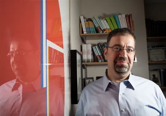 نوبلیست اقتصاد: جنگ ایران قدرت نرم آمریکا را نابود می&zwnj;کند / ترامپ بهای سیاسی سنگینی می&zwnj;پردازد