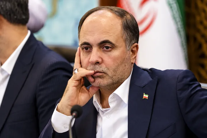 از بدهی به گندم‌کار تا اهمال در نرخ خرید تضمینی؛ نوری قزلجه پاسخ‌گو باشد