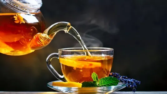 دم کردن چای، فلزات سنگین آب را حذف می&zwnj;کند؟