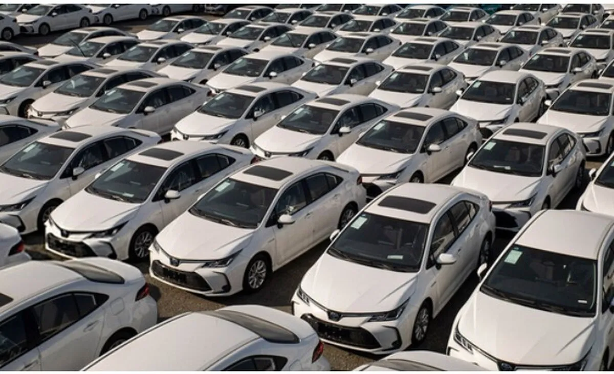 تعرفه واردات خودروی‌های سواری سال ۱۴۰۴ ابلاغ شد