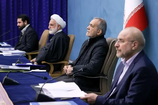 چه کسانی در جلسه رفع فیلتر واتس اپ و گوگل پلی حضور داشتند؟