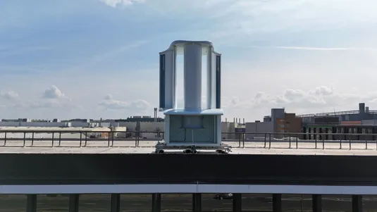 نصب اولین توربین بادی بی&zwnj;حرکت در کارخانه بی&zwnj;ام&zwnj;و
