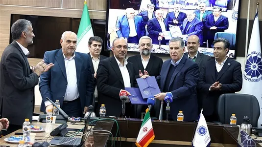 امضای تفاهم&zwnj;نامه همکاری بین اتاق ایران و گمرک برای بهبود تعاملات