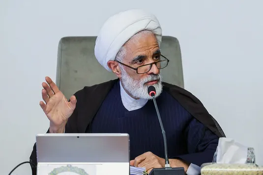 پیش&zwnj;بینی پذیر کردن اقتصاد از تاکیدات دولت است