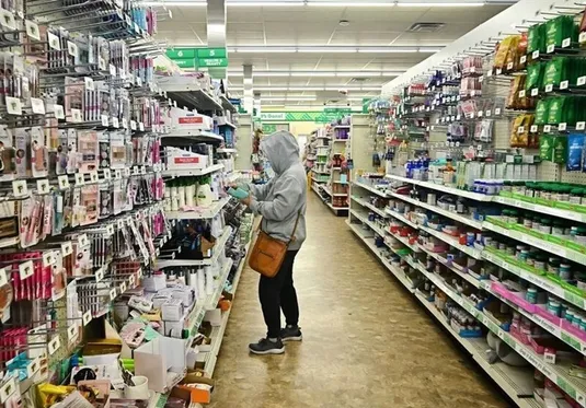 آمریکایی&zwnj;ها نسبت به مذاکرات تجاری ترامپ خوش&zwnj;بین نیستند