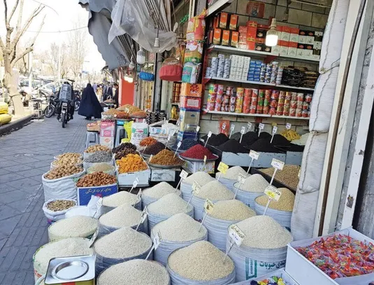 وفور مواد غذایی در بازار؛ حجم عرضه ۳ برابر تقاضاست
