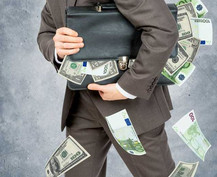 بانک مرکزی دغدغه تورم ندارد؛ خصولتی‌ها و رانتی‌ها ارز صادرات را برنمی‌گردانند