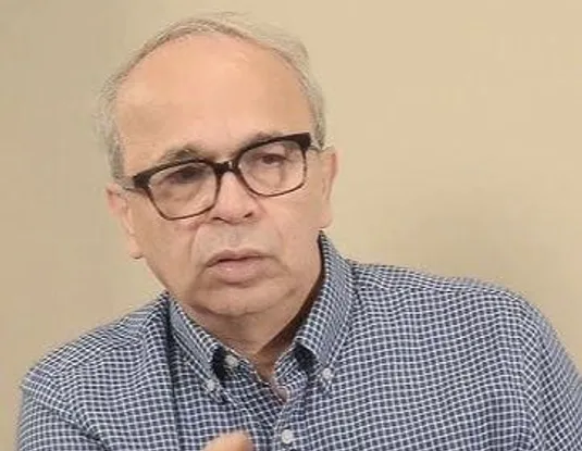 ابراهیم نبوی به زندگی خود پایان داد
