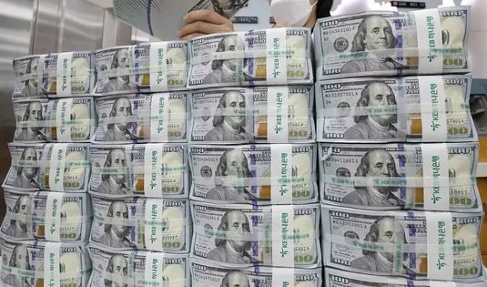 سپرده&zwnj;های ایران نزد بانک&zwnj;های خارجی به ۱۱.۷ میلیارد دلار افزایش یافت