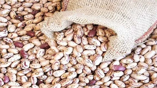 اختلاف قیمت ۲۰۰ هزار تومانی لوبیا چیتی در بازار و فروشگاه&zwnj;