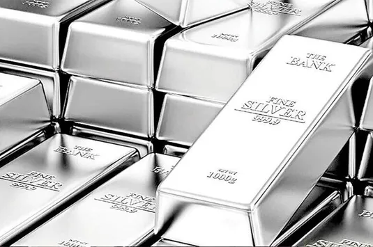 افت ۹۴ سنتی قیمت نقره در بازارهای جهانی