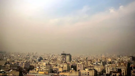 شاخص آلودکی هوای تهران به ۱۴۴ رسید/ پایتخت در مرز هشدار قرمز