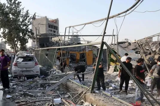 مشکلات راه&zwnj;های مواصلاتی آسیب&zwnj;دیده در پی تجاوز دشمن برطرف شد