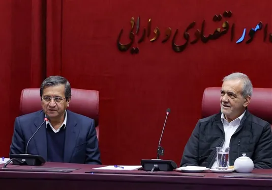 پزشکیان برای جلوگیری از استیضاح همتی به مجلس می&zwnj;رود