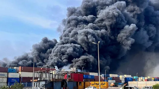 تاثیر انفجار در بندر شهید رجایی بر خودرو