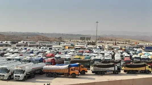 هیچ دستگاهی نباید قبل از گمرک اقدام به اخذ عوارض در مرزها نماید