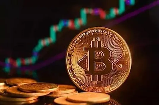 رشد انفجاری بیت&zwnj;کوین و اتریوم