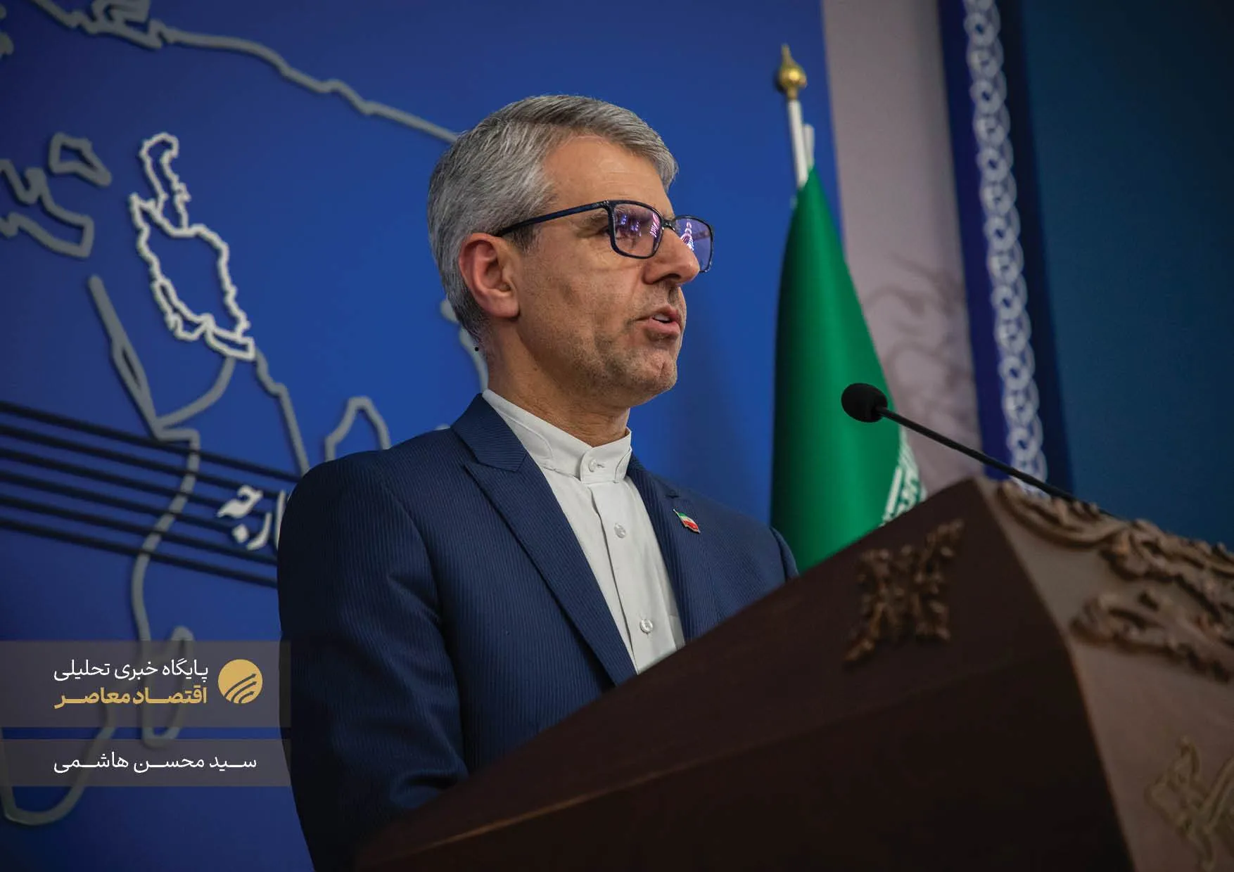 نشست خبری اسماعیل بقائی، سخنگوی وزارت امور خارجه جمهوری اسلامی ایران، صبح امروز (۱۷ دی‌ماه ۱۴۰۳) با حضور خبرنگاران داخلی و خارجی در ساختمان شماره ۸ وزارت امور خارجه برگزار شد.