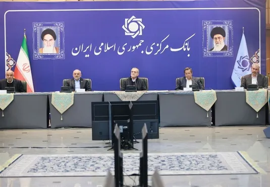 پزشکیان به بانک&zwnj;مرکزی رفت