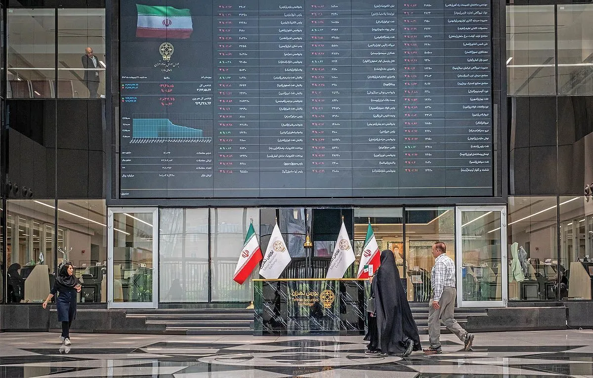 شاخص کل دوباره ۳ میلیون واحد را فتح کرد؛ منتظر روزهای خوش بورسی باشیم؟