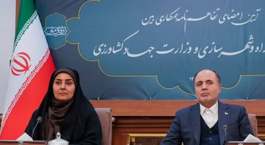 تفاهم&zwnj;نامه احداث ۱۰۰ هزار واحد مسکونی برای کارکنان وزارت جهاد امضا شد
