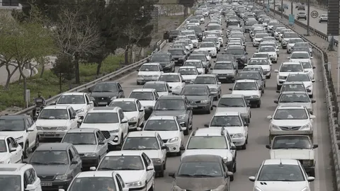 آغاز موج بازگشت عزاداران از تهران؛ جاده‌ها زیر بار ترافیکِ وداع